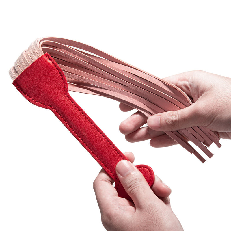 Dona Coelha Flogger de Tiras curtas – Linha BDSM