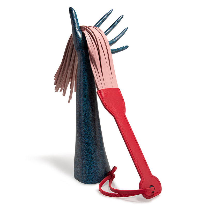 Dona Coelha Flogger de Tiras curtas – Linha BDSM